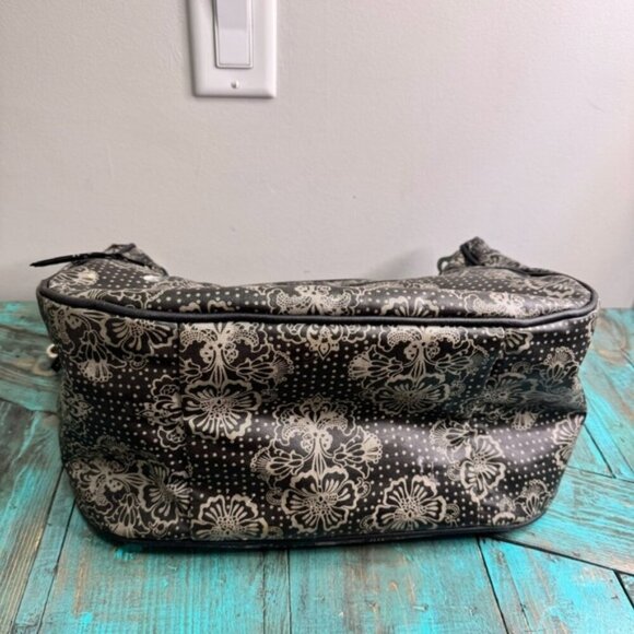 Petunia Pickle Bottom Diaper Bag - Picture 6 of 10